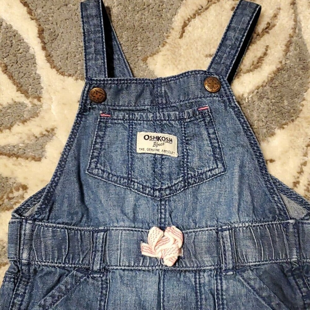 OshKosh B'gosh Vestback Chambray Denim Overalls 18 months Blue Snap Pants V3 - Picture 2 of 8
